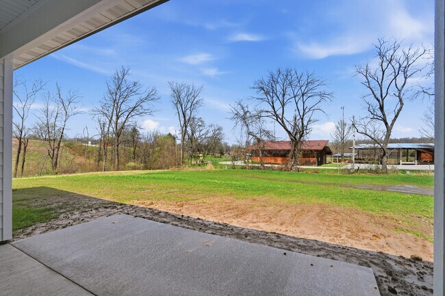 Building Photo - 1044 Stonehaven Dr