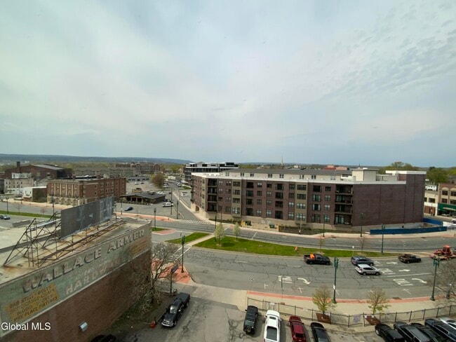 Building Photo - 192 Erie Blvd