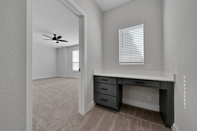 Building Photo - Beautiful 4 Bedroom New Construction Luxur...