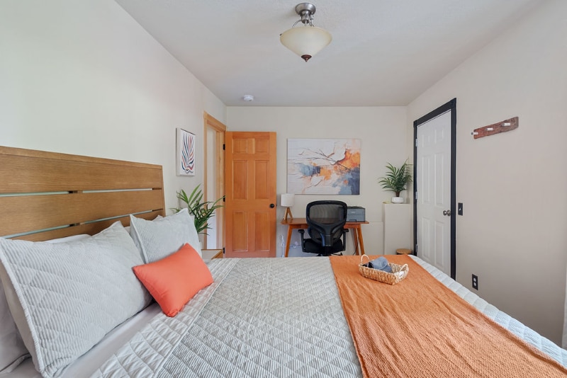 Building Photo - 10237 NW Wilshire Ln