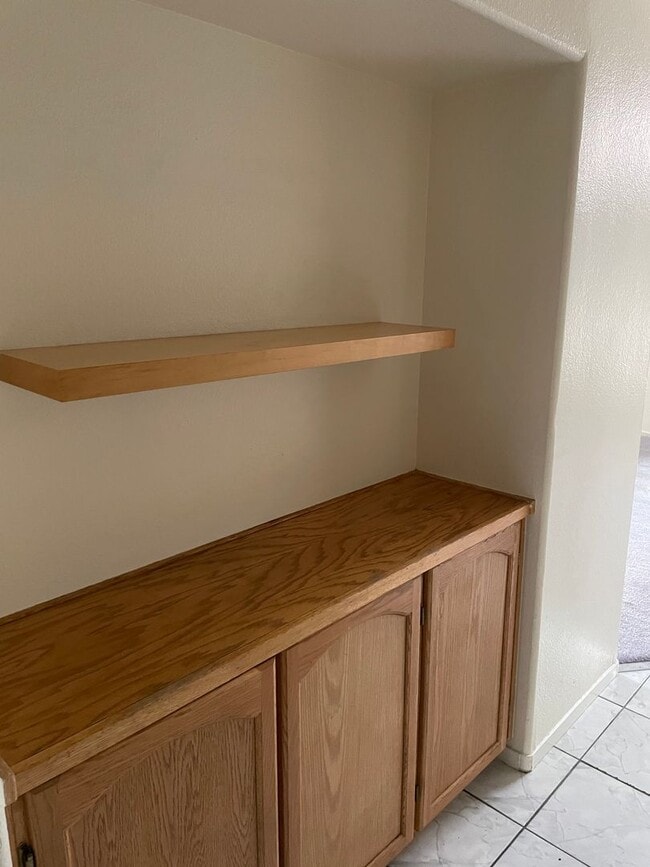 Building Photo - 3 BEDROOM SINGLE STORY HOUSE IN A CUL DE SAC