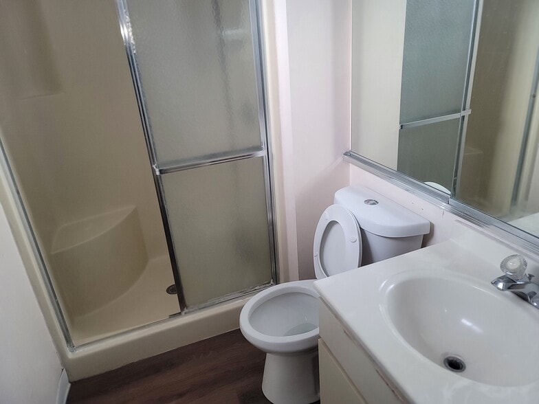 Building Photo - 134 Freedom Trl