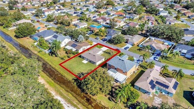 Building Photo - 849 Jarnac Dr