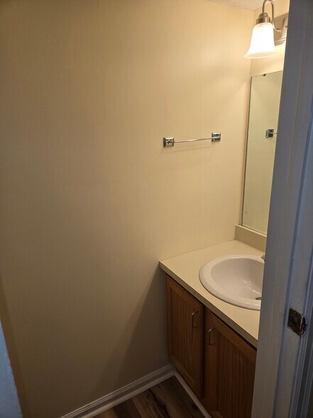Building Photo - 7857 Cobdon Ave