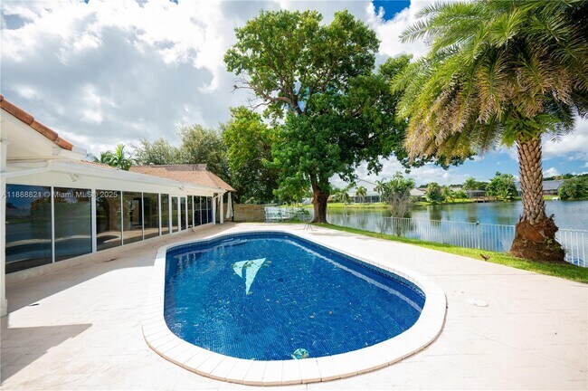 Primary Photo - 9881 SW 1st Ct