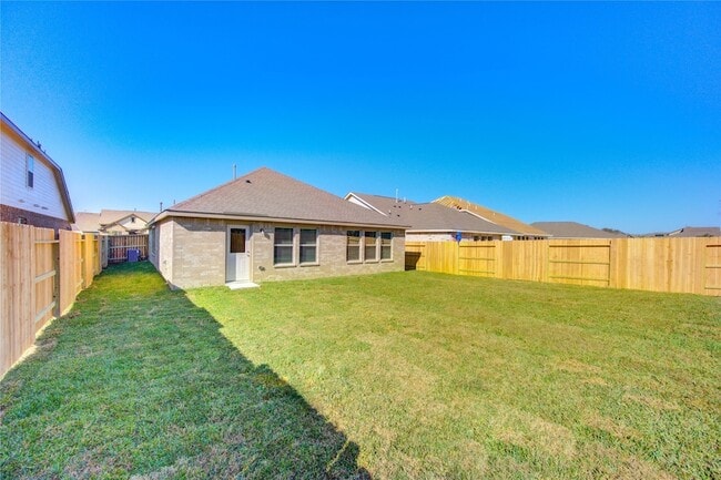 Building Photo - 5419 Tourmaline Wy