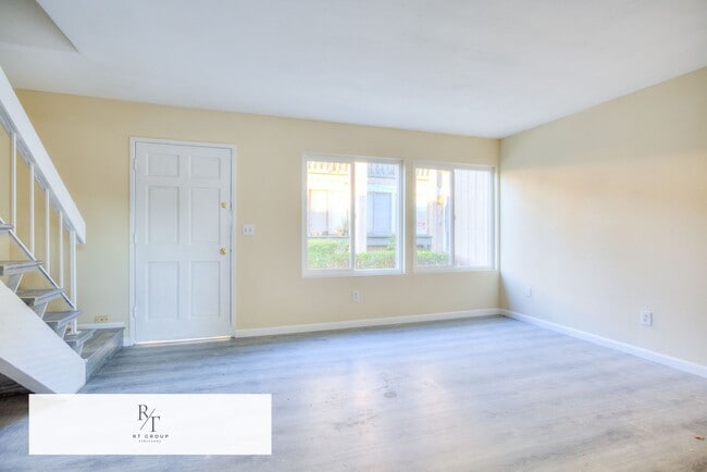 Building Photo - Refined Living with a Newly Remodeled 2 Bedroom 1 Bathroom 2 Story Duplex Residence