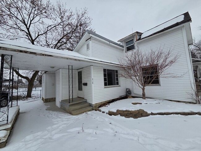 Building Photo - 418 W Lima St