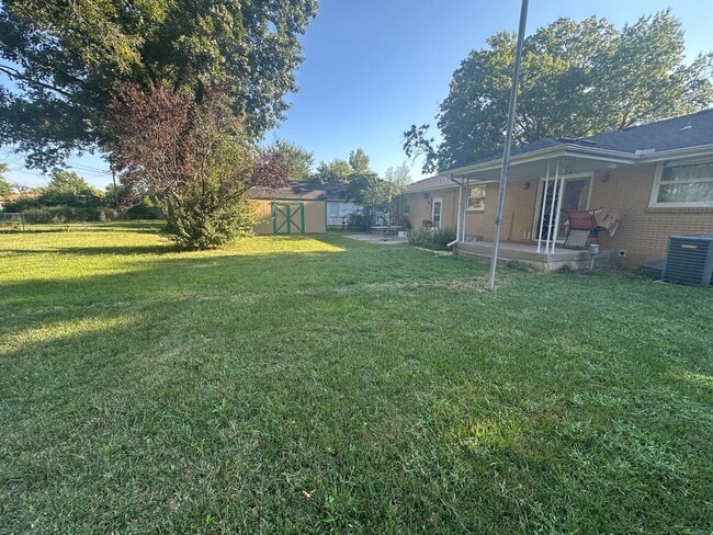 Building Photo - Single Family Home