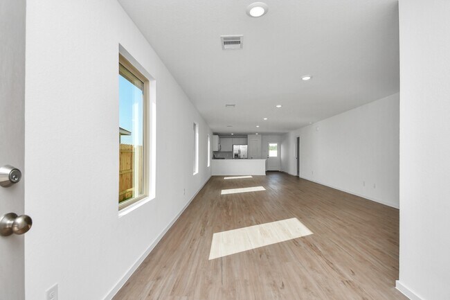 Building Photo - 18602 Cepagatti Dr