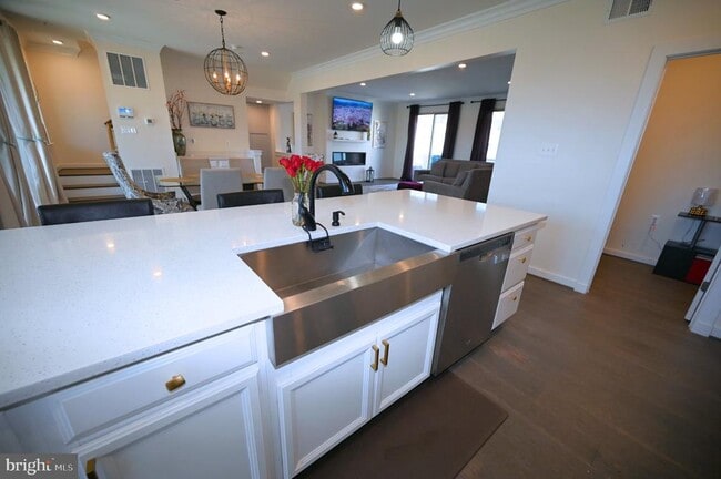 Building Photo - 5403 Woodyard Rd