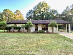 Building Photo - North Tupelo Single Family House