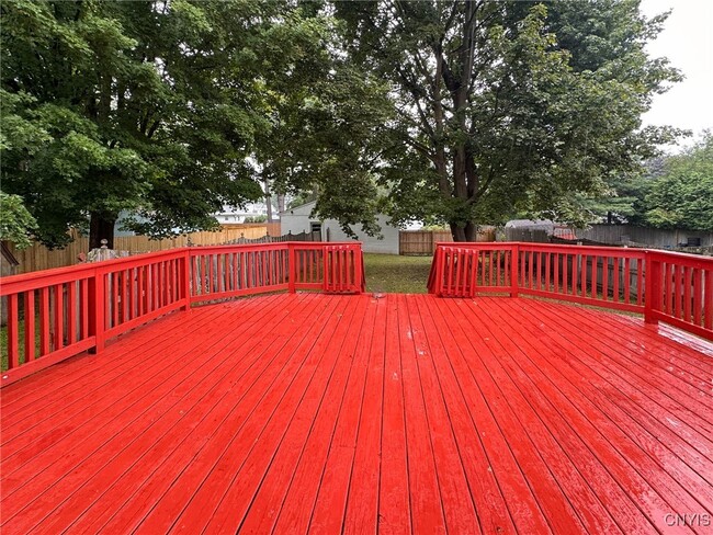 Building Photo - 821 Floyd Ave