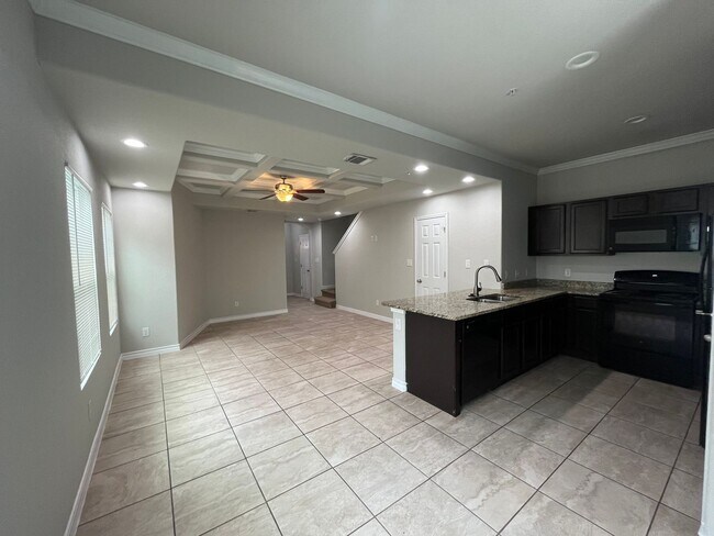 Building Photo - 16906 Dancing Ava