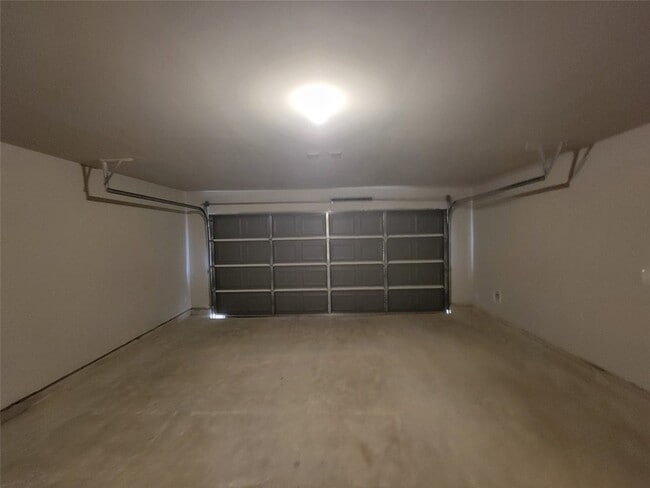 Building Photo - 11736 Whirlaway Dr