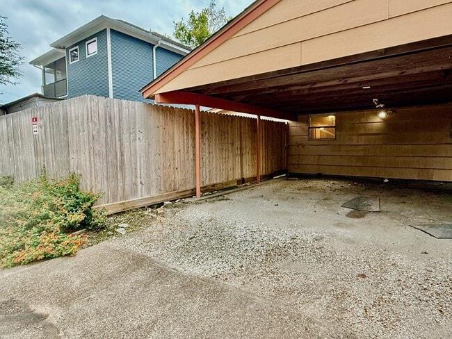 Building Photo - 4622 Michaux St