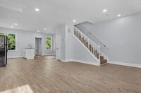 Building Photo - 510 Edgewood St