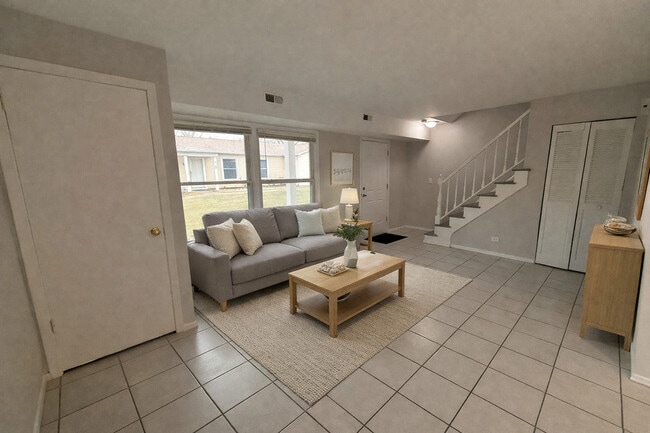 Building Photo - 2167 N Heather Ln