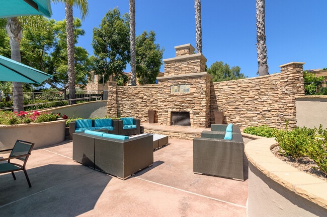 Building Photo - 3558 Summit Trail Ct