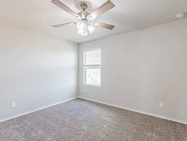 Building Photo - **Discover Elevated Living at Hunters Ranch!**
