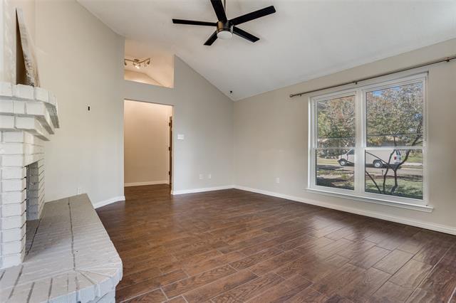 Building Photo - 1520 Evergreen Dr