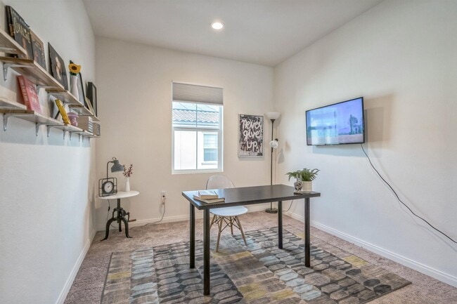 Building Photo - 2018 Barite St