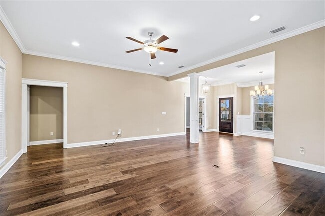 Building Photo - 7817 Hemlock St