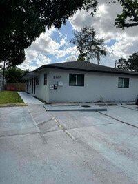 Building Photo - 2720 NW 13th St