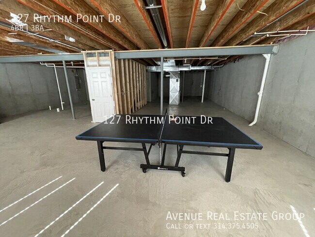 Building Photo - 127 Rhythm Point Dr