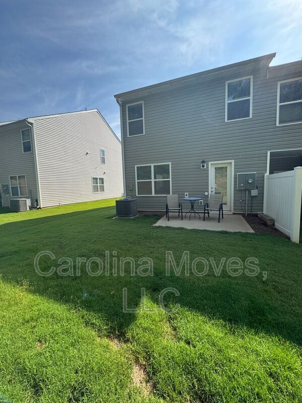 Building Photo - 405 Sea Grit Ct