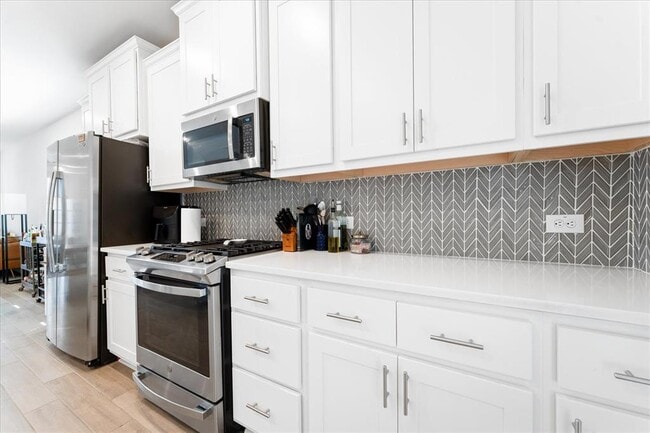 Building Photo - 4607 Sweet Annie Path