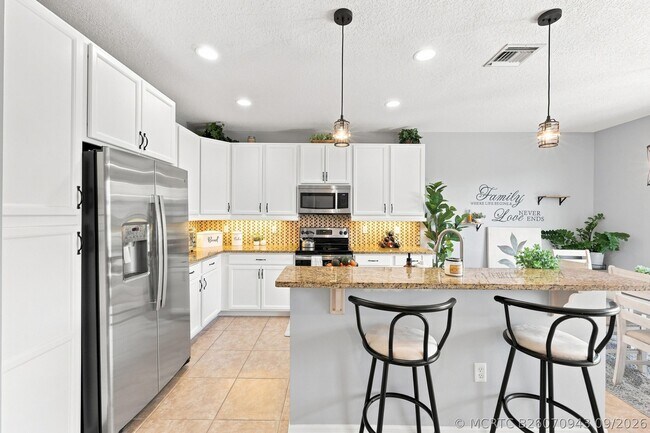 Building Photo - 4585 Tara Cove Way