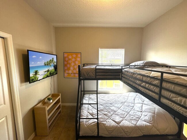 Building Photo - 2769 Oakwater Dr