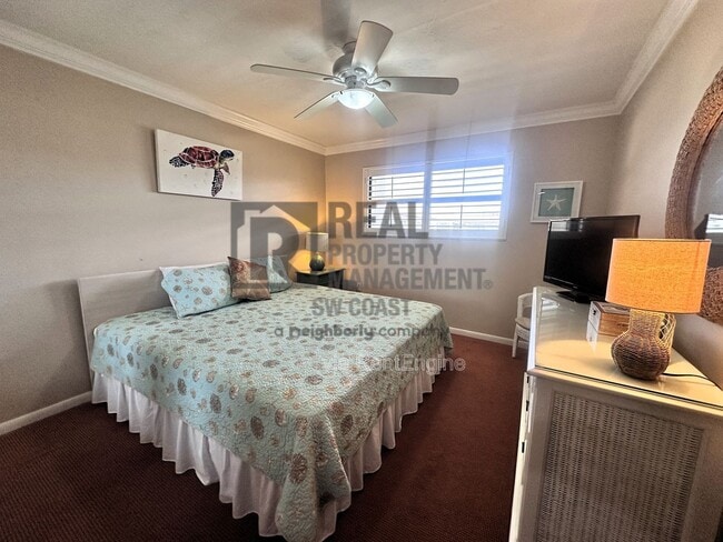 Building Photo - 2121 Collier Ave