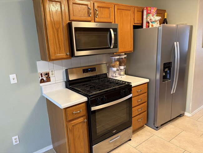 Building Photo - 10069 E Paseo San Ardo