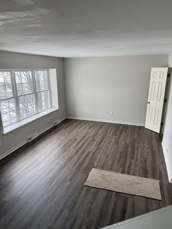 Building Photo - 500 Spang St