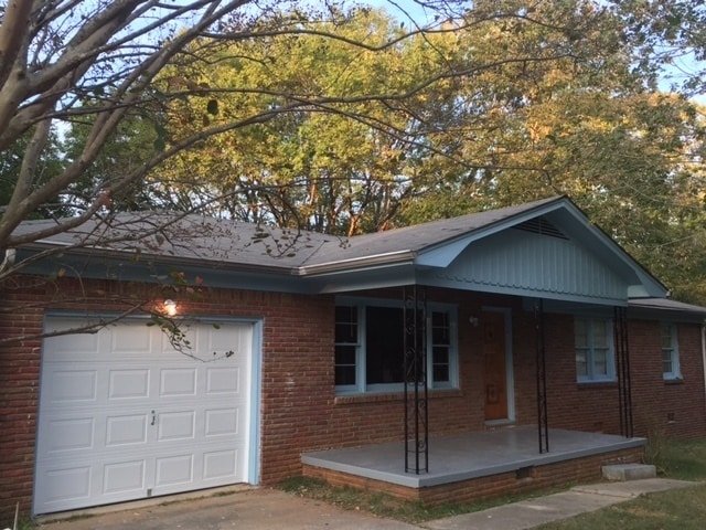 Building Photo - 2514 Rochell Dr NW