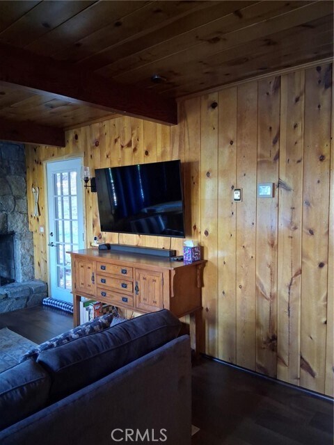 Building Photo - 210 Wylerhorn Dr