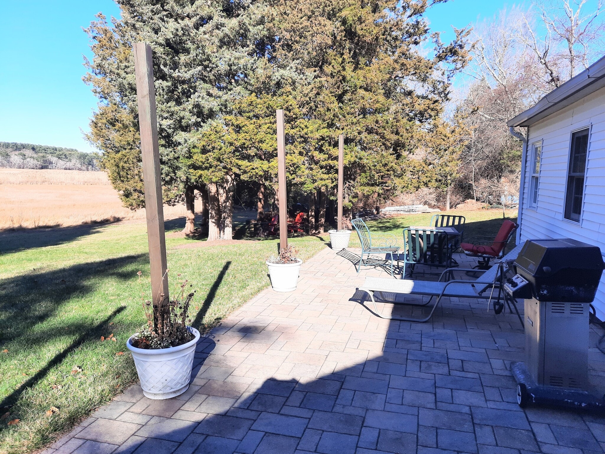 Building Photo - 21 Anderson Dr