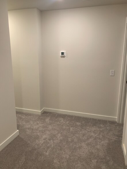 Building Photo - 2620 Comanche Ct