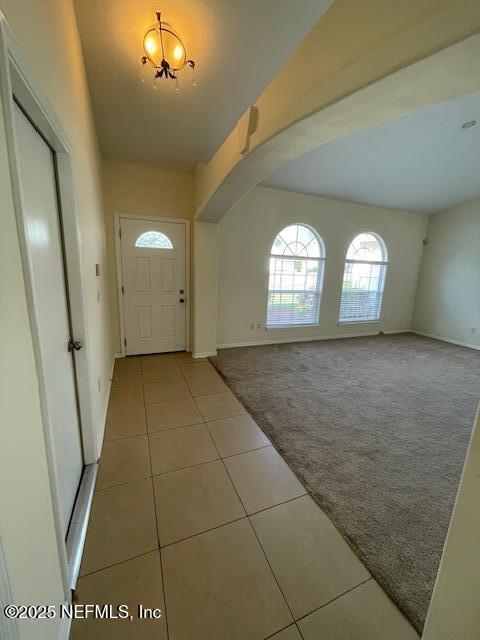Building Photo - 361 Crossroad Lakes Dr