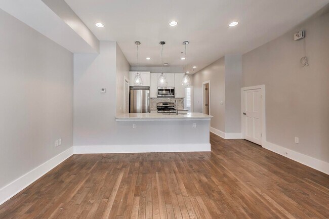 Building Photo - 1220 19th St NE