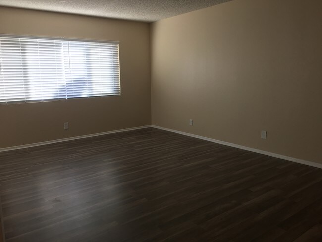 Livingroom - 44710 Fig Ave