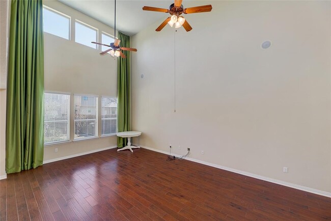 Building Photo - 16105 Travesia Way