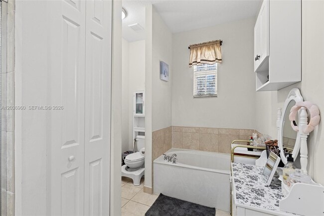 Building Photo - 6959 Julia Gardens Dr
