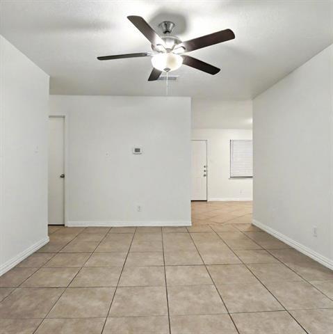 Building Photo - 6510 Cinnamon Oaks Dr