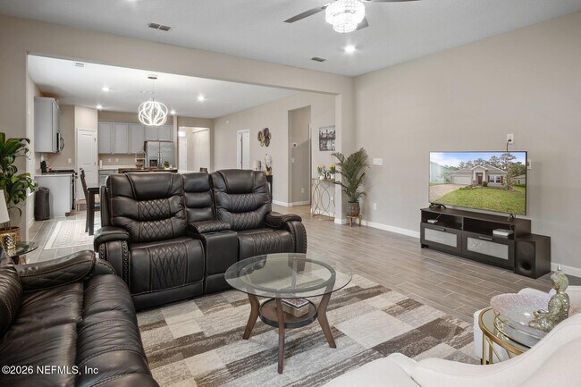Building Photo - 619 Brown Bear Run