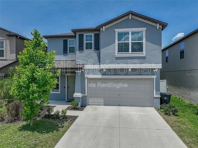 Building Photo - 413 Royal Empress Dr