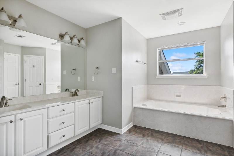 Building Photo - 1546 Marina Dr