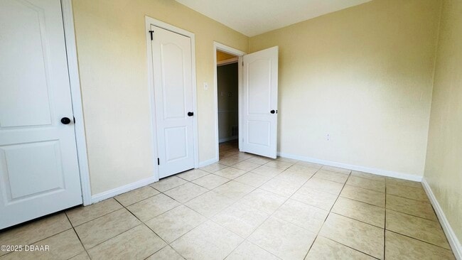 Building Photo - 4 Cypress Cir